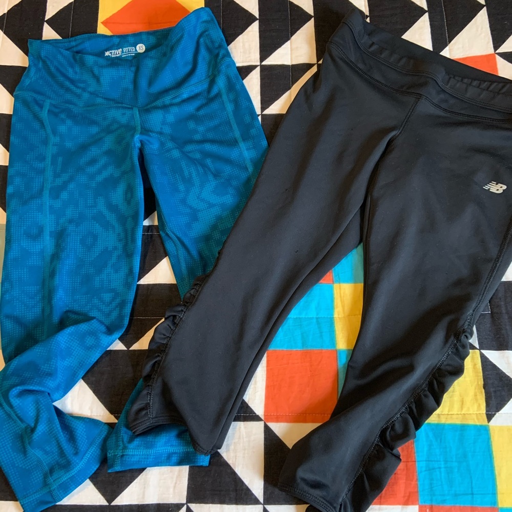Set of two cropped athletic yoga pants New Balance